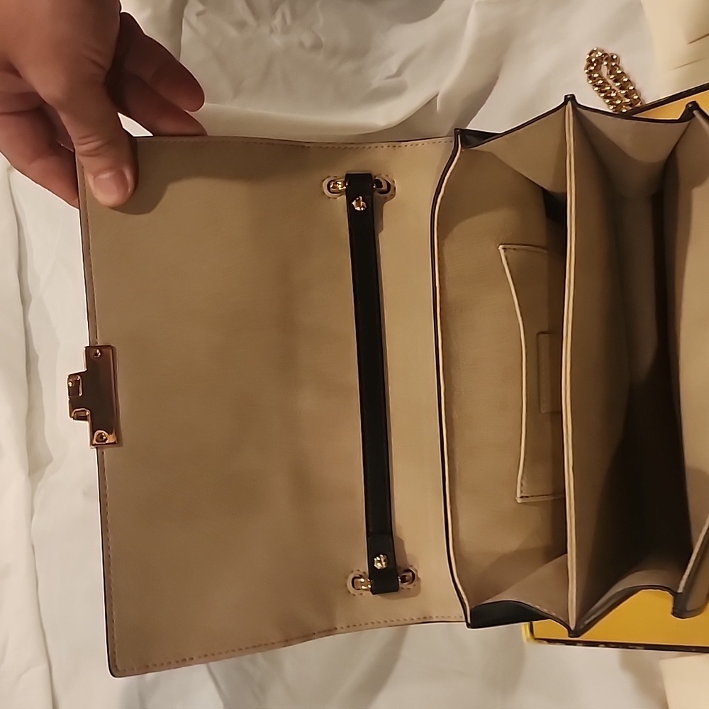 Fendi Black and Brown Logo Shoulder Bag - Picture 6 of 16